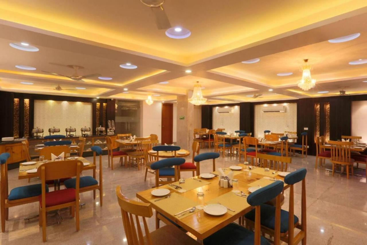Airport View Hotel New Delhi