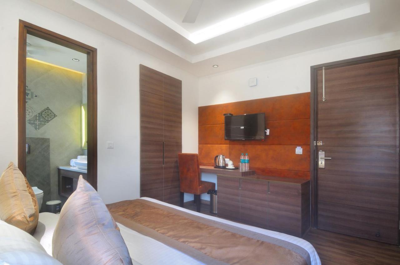 Primeland Hotel New Delhi