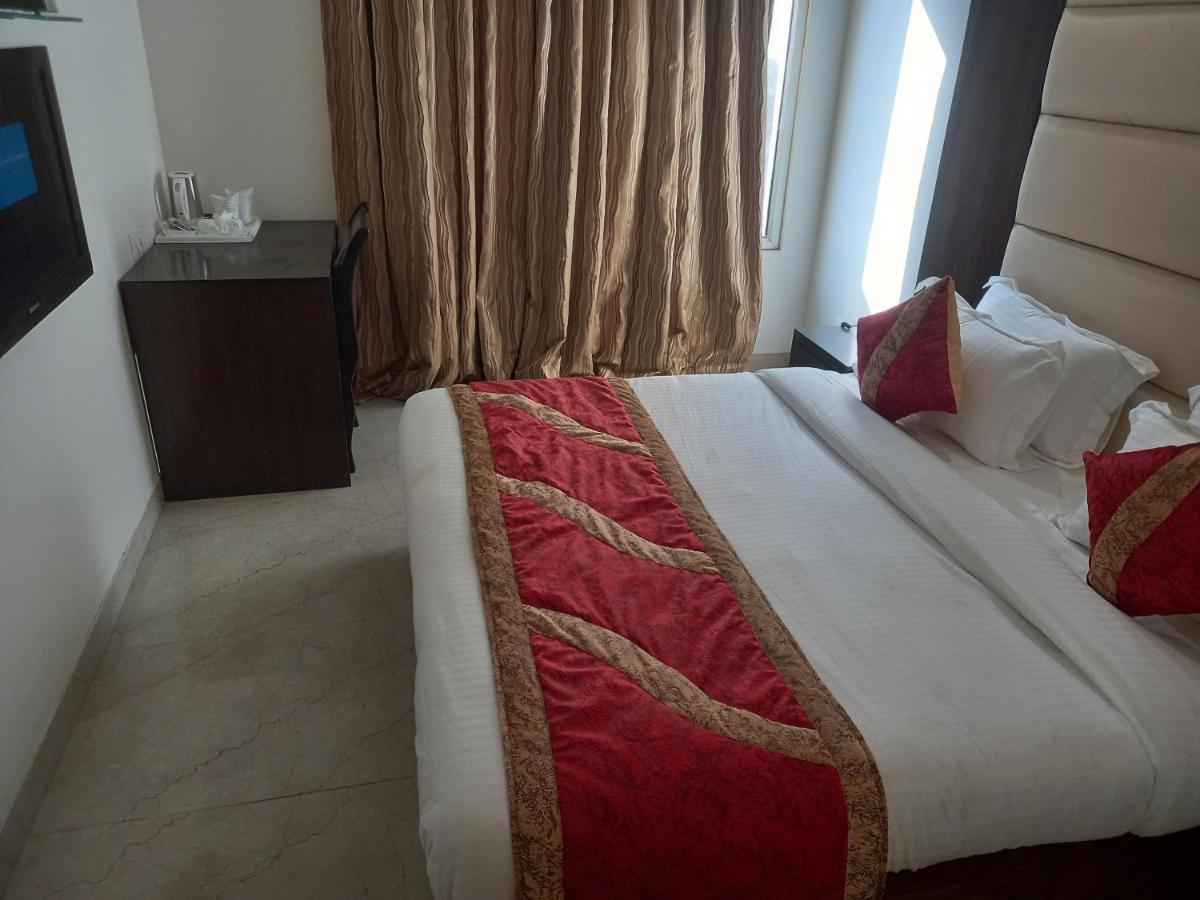 Benz International Delhi (National Capital Territory of India)