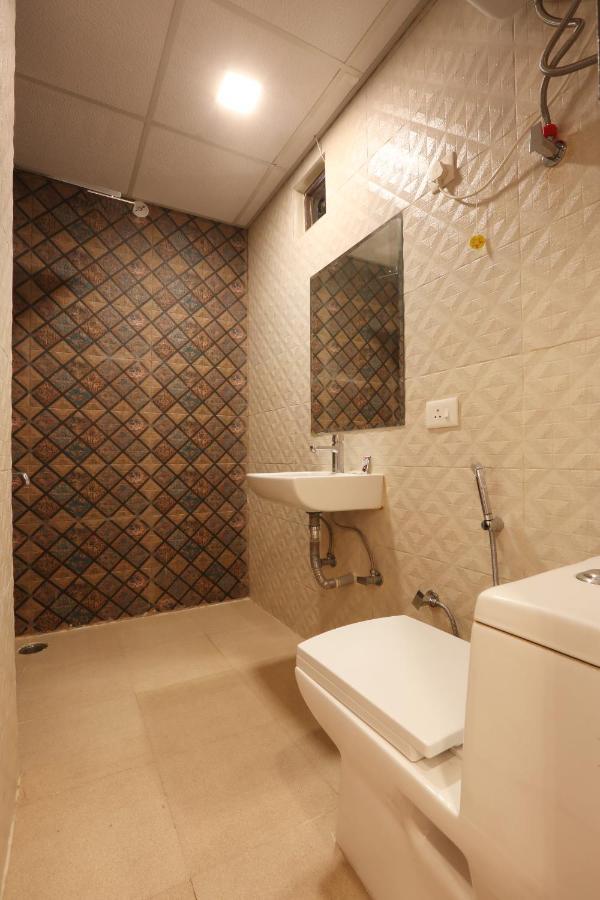 Ark Suites At Airport 3*