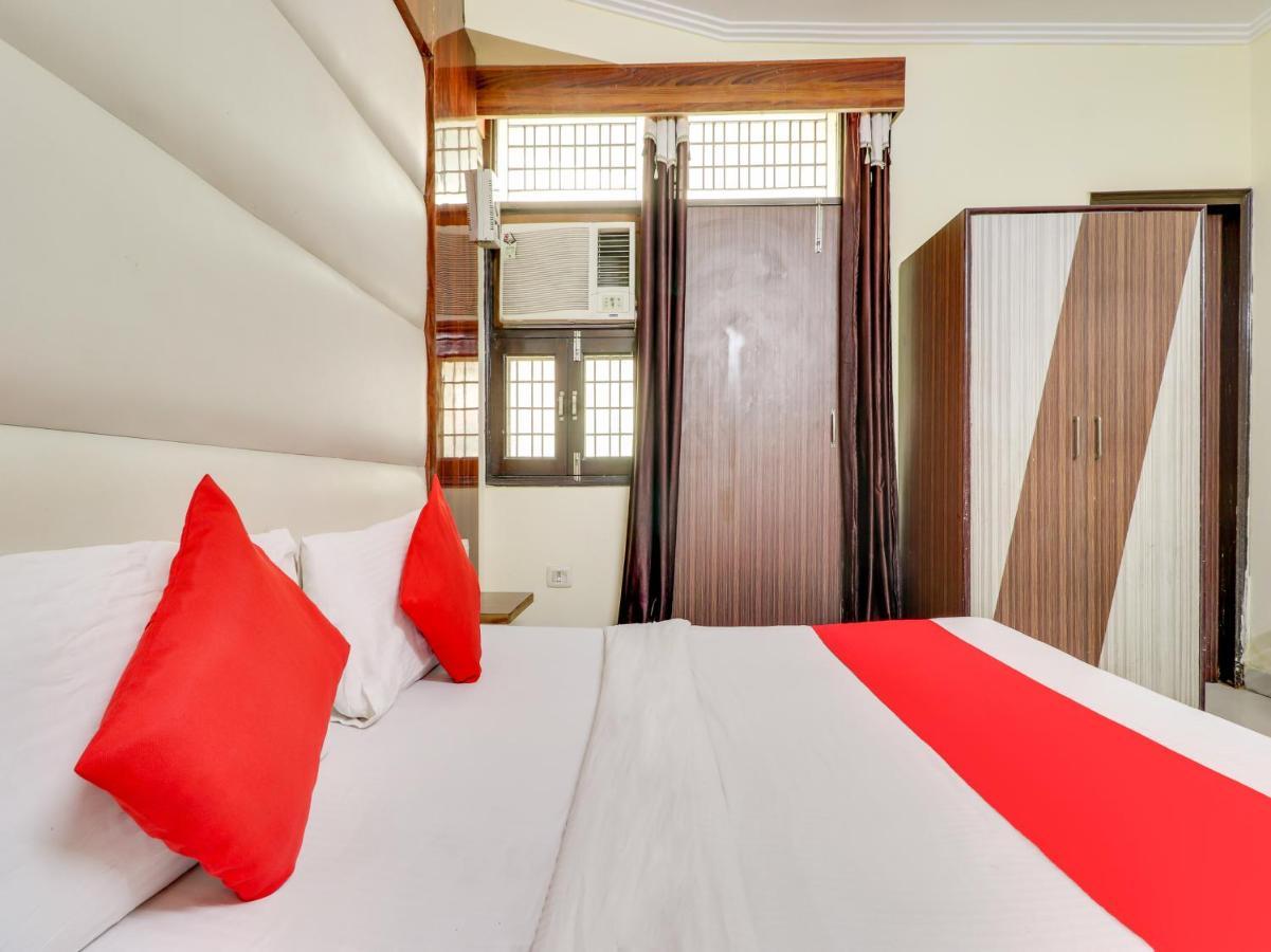 Fabhotel Luck Residency Delhi Airport Hotel