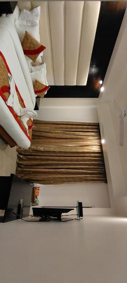 Hotel Benz International