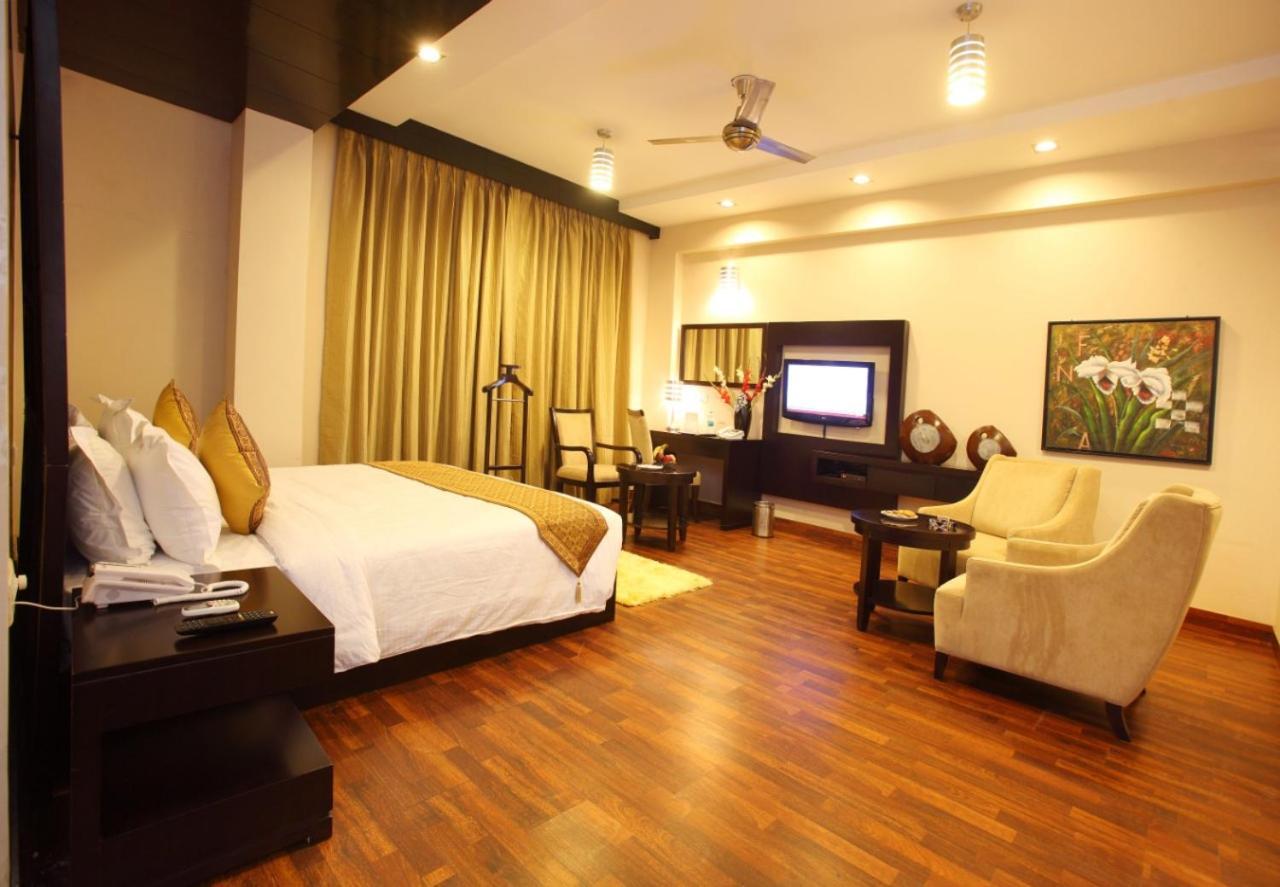 Five Elements The Claire 3* Delhi (National Capital Territory of India)