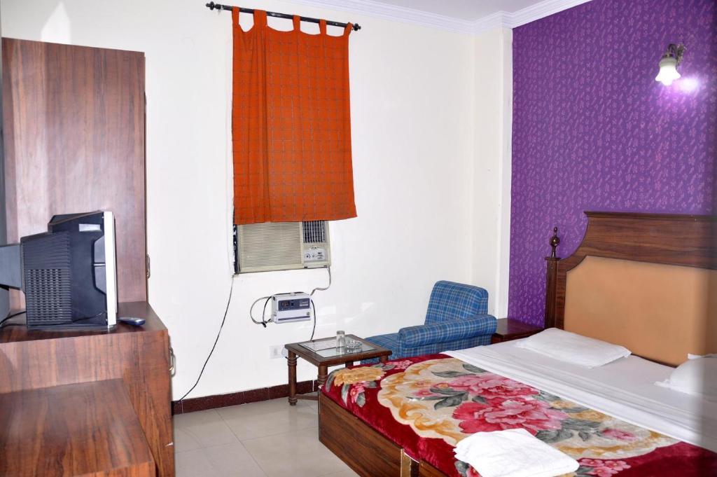 Ivory Palace Hotel 3*