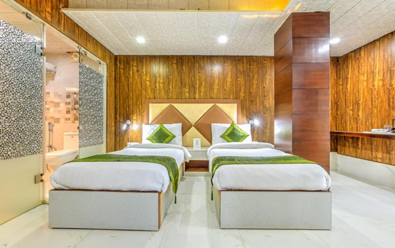 Hotel Glory 3*