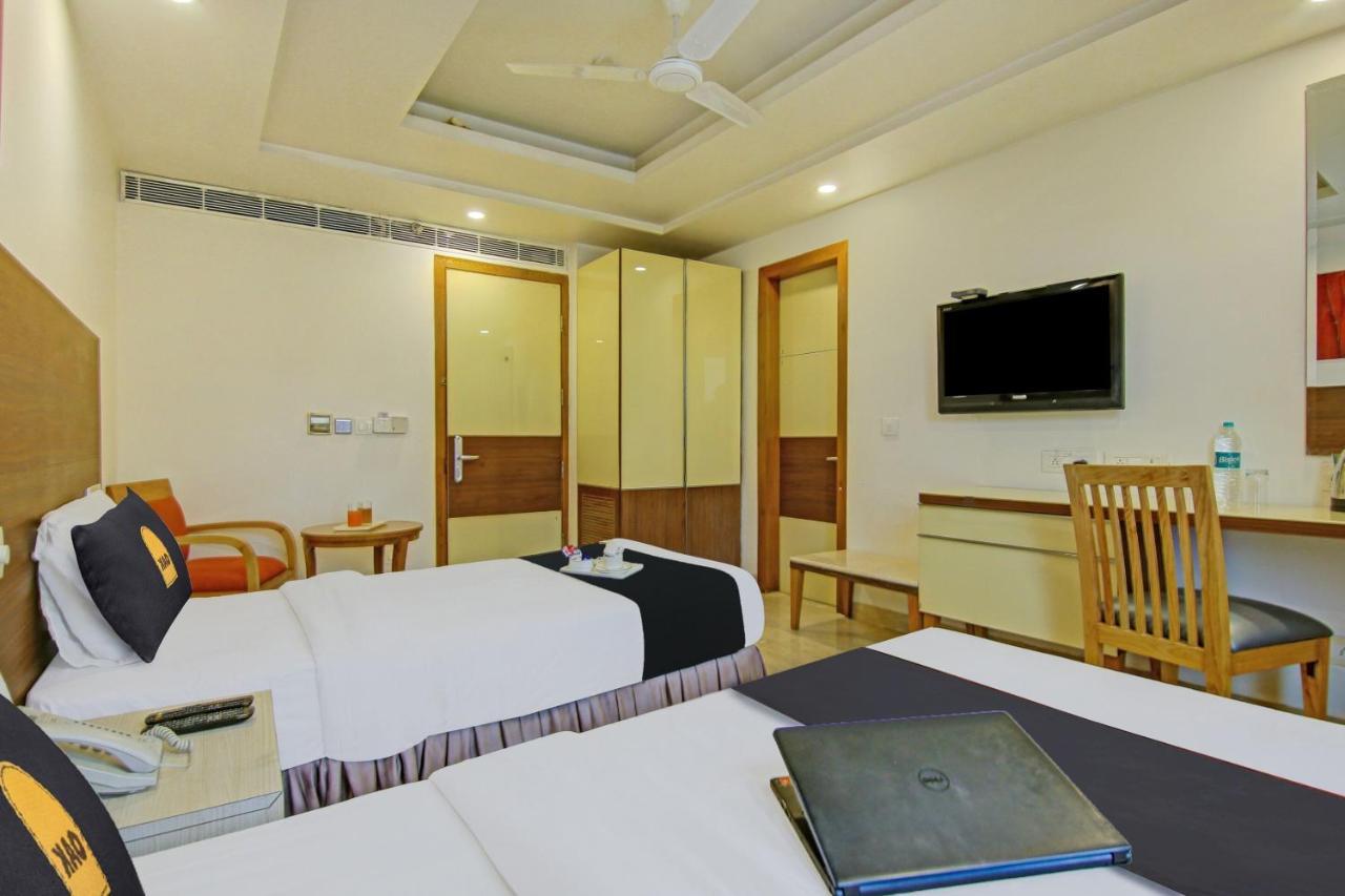 Townhouse Oak Safdarjung Hotel