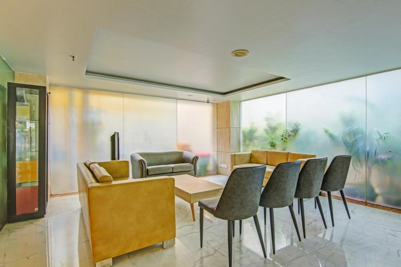 Townhouse Oak Safdarjung 3* New Delhi
