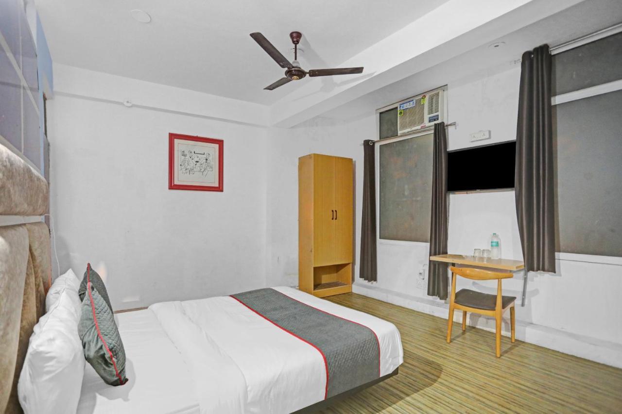Collection O Jps Near Pvr Vikaspuri Hotel Delhi (National Capital Territory of India)