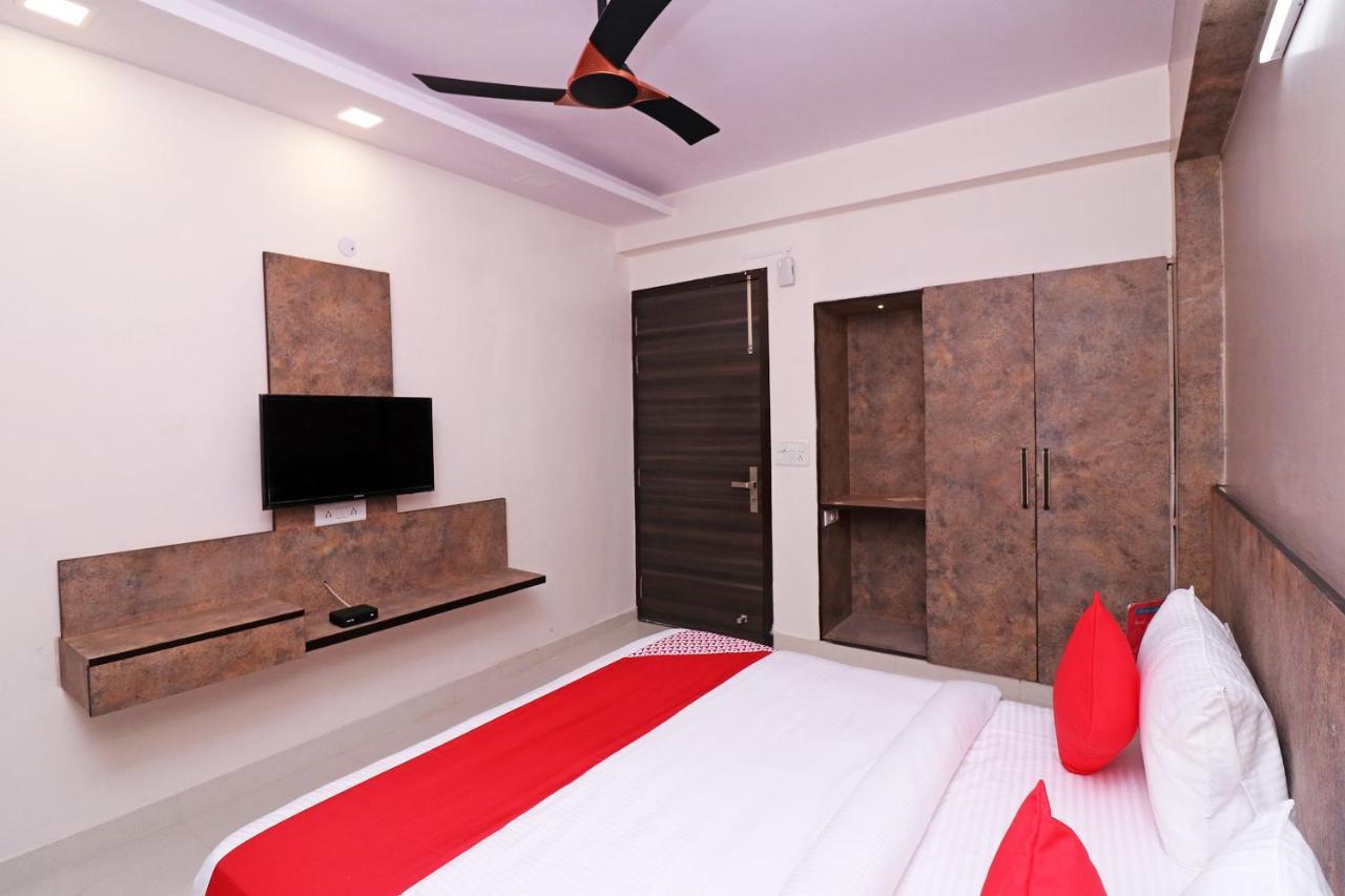 Collection O 76623 Pushpanjali Residency New Delhi