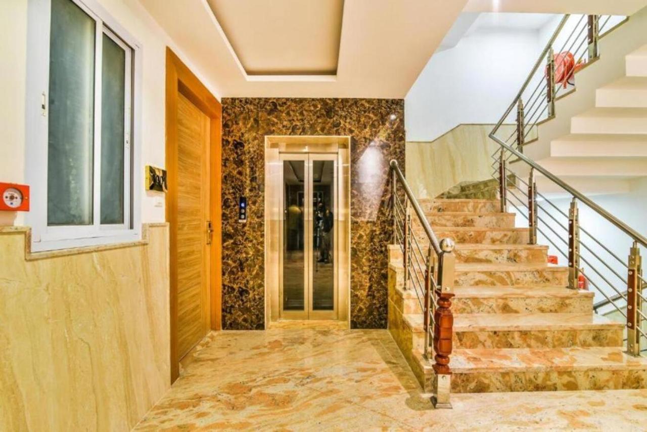 Staybook-Hotel Salt New Delhi Airport Hotel