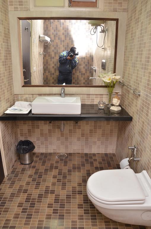 Airport Hotel De Aura Delhi Airport Hotel