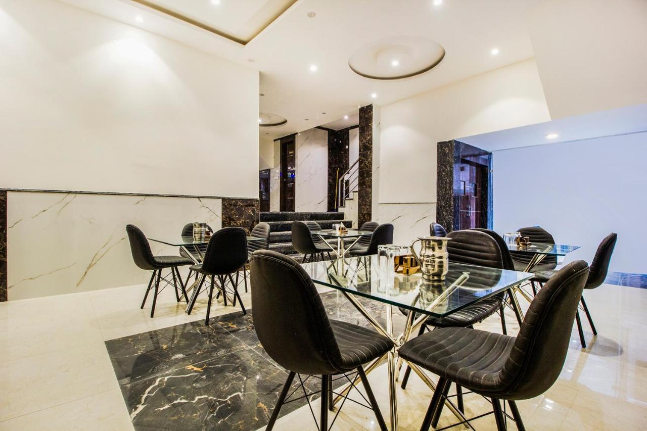 Fabhotel Olivia