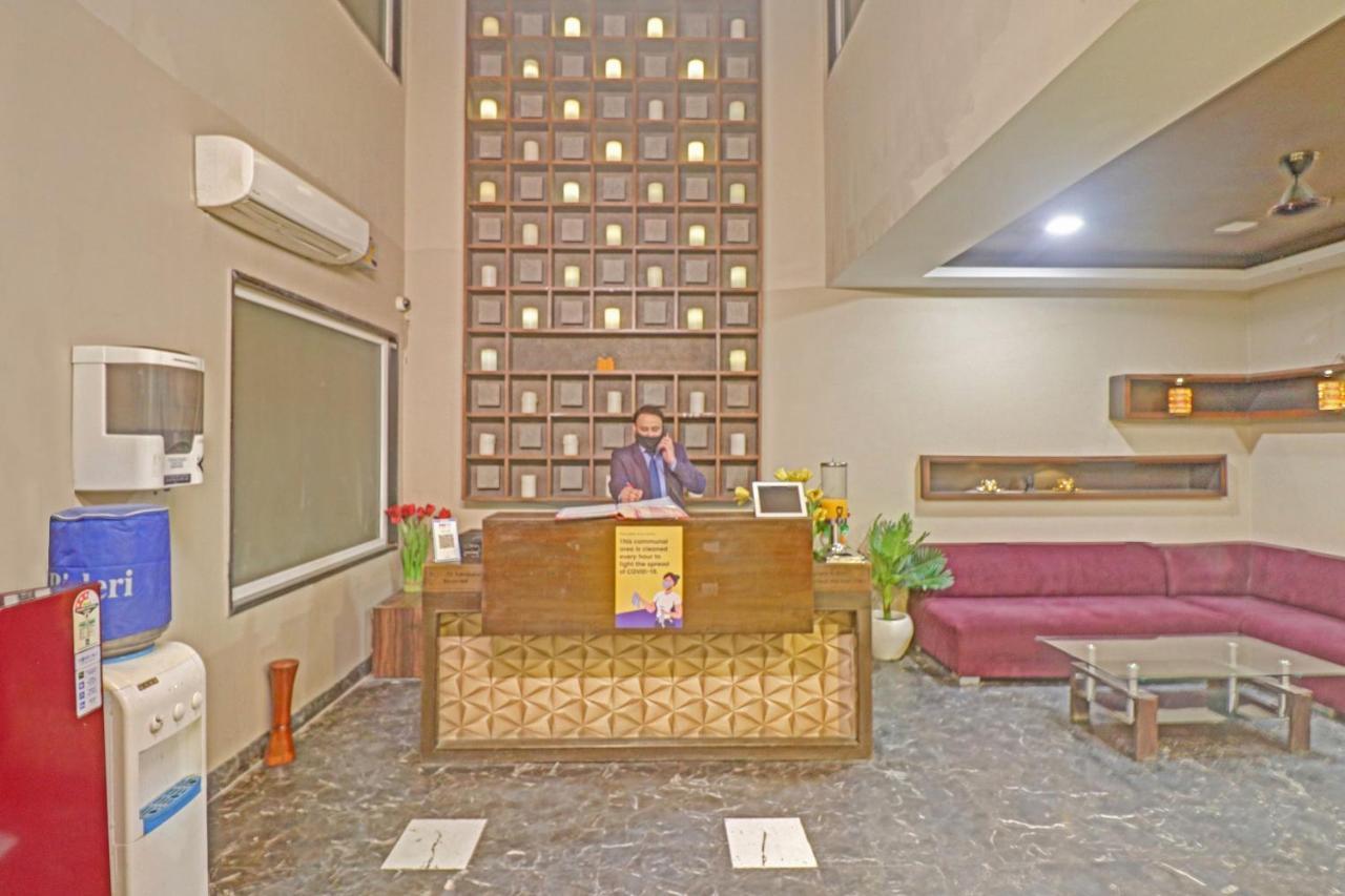 Townhouse 450 Dwarka Hotel