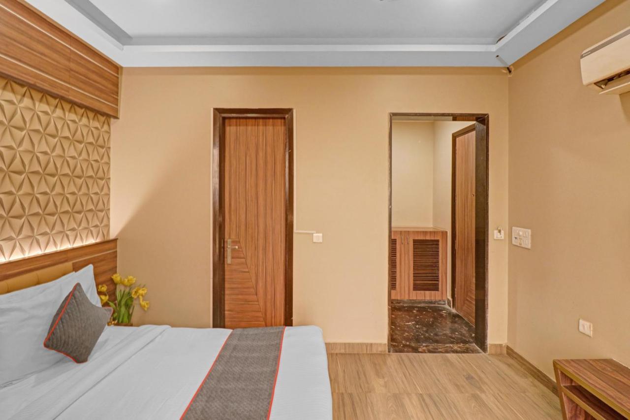 Townhouse 450 Dwarka 4* Delhi (National Capital Territory of India)