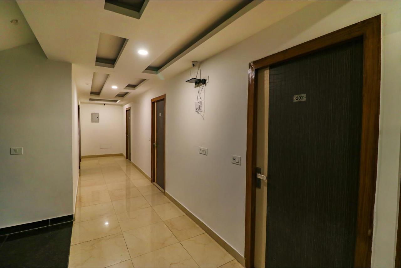 Fabexpress Dolphin International Near Delhi Airport New Delhi