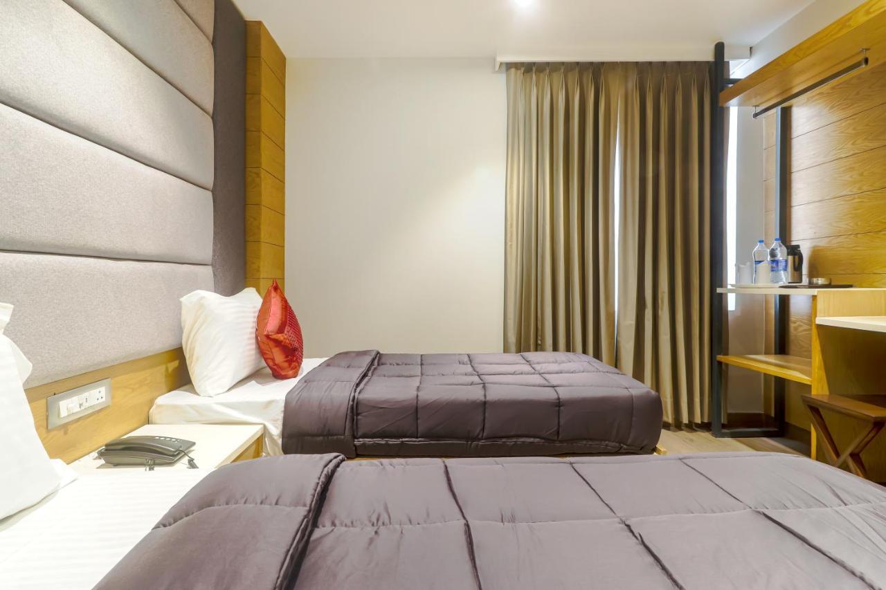 Bricks, Karol Bagh, New Hotel 3*
