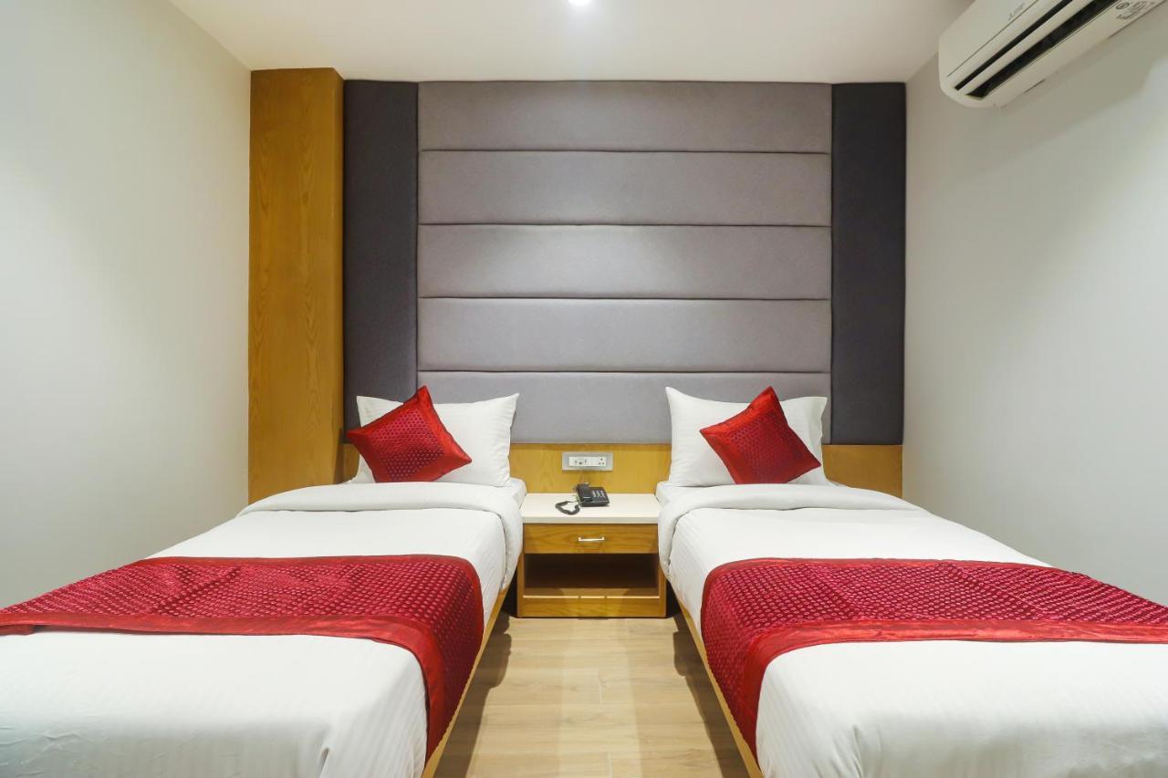 Bricks, Karol Bagh, New Hotel 3*