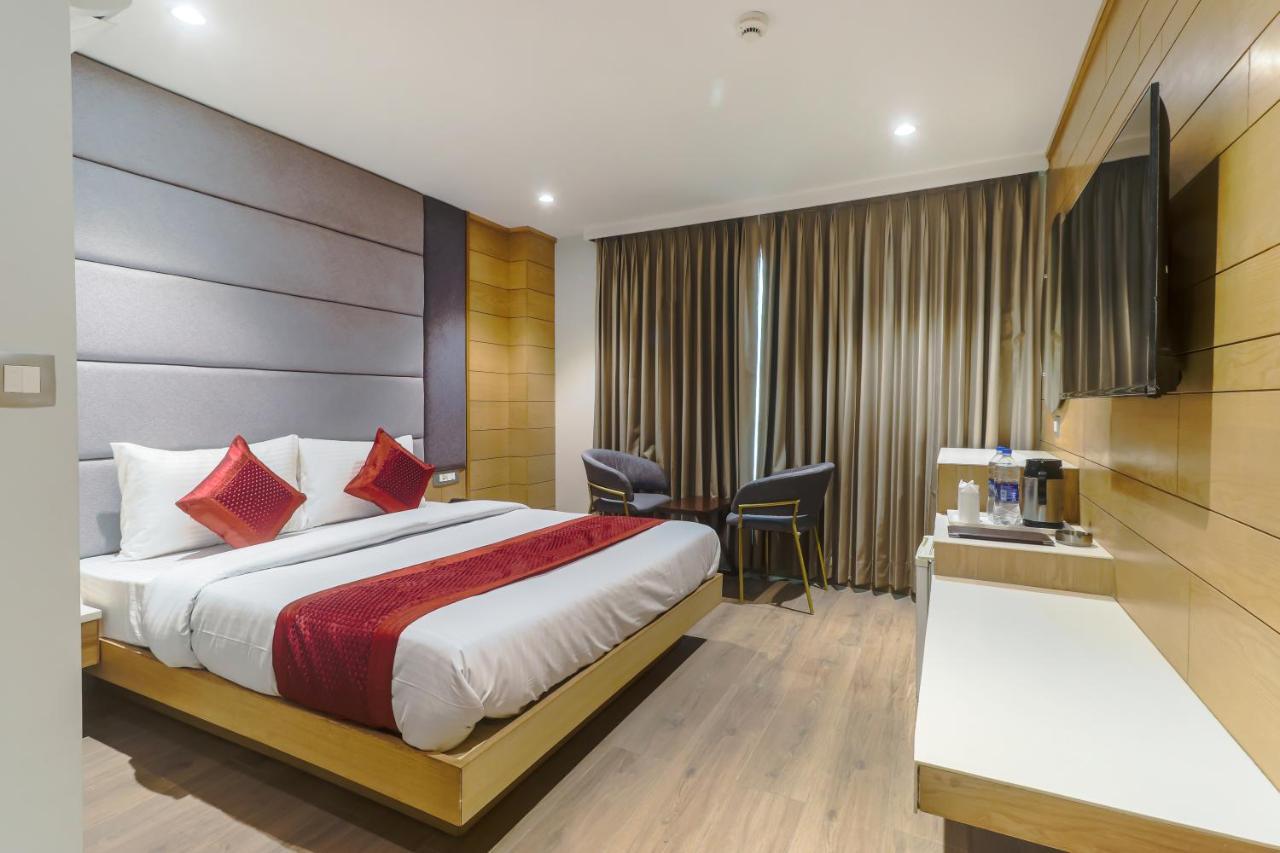 Bricks, Karol Bagh, New Hotel 3*
