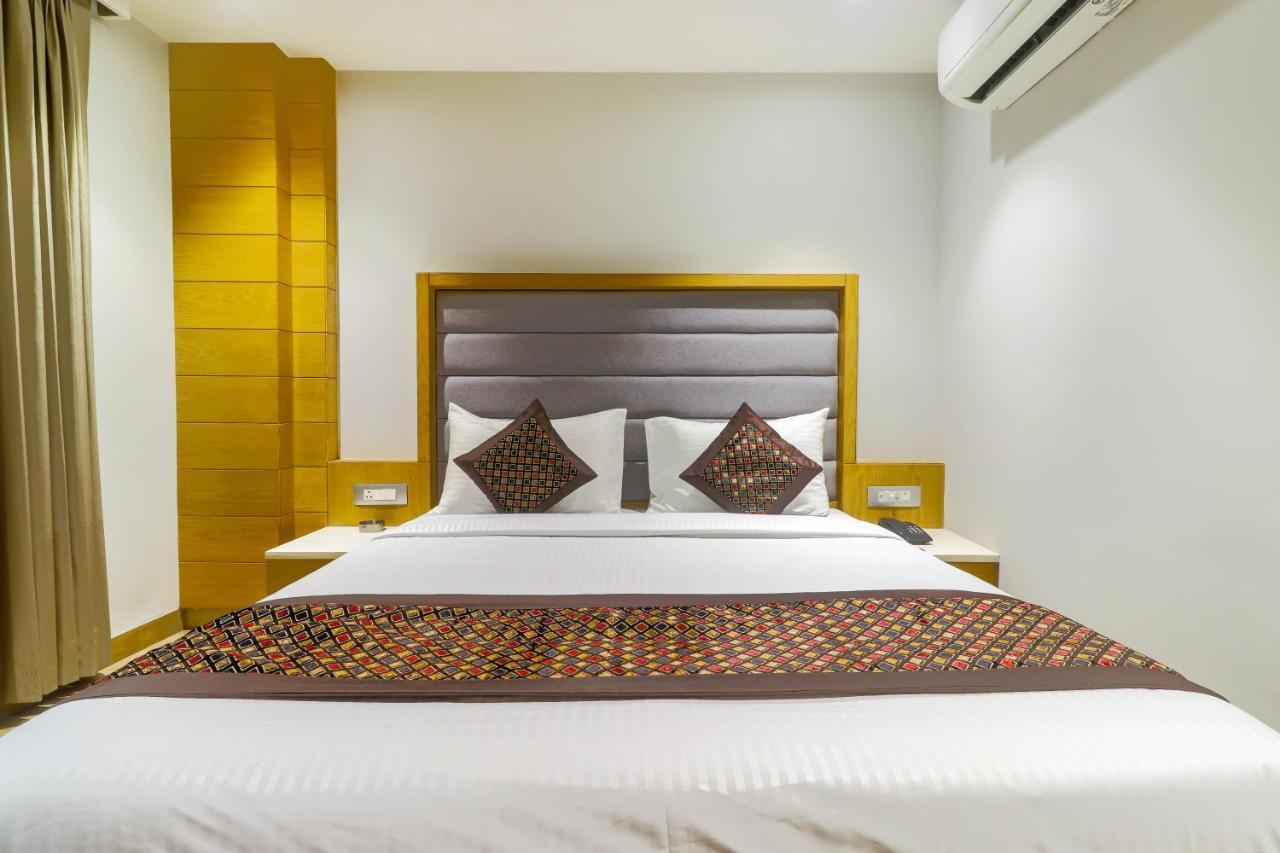 Hotel Bricks, Karol Bagh, New Delhi (National Capital Territory of India)