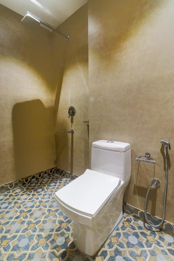 Bricks, Karol Bagh, New 3* Delhi (National Capital Territory of India)