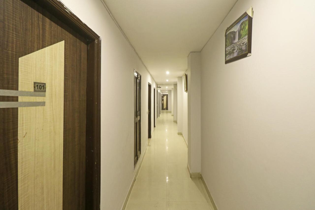 Airport Samara 3* New Delhi