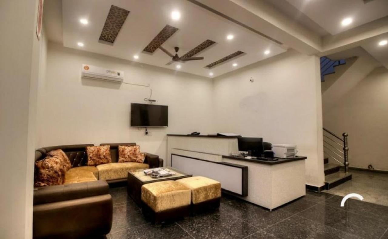Ark Avalon- Delhi International Airport Hotel 3*