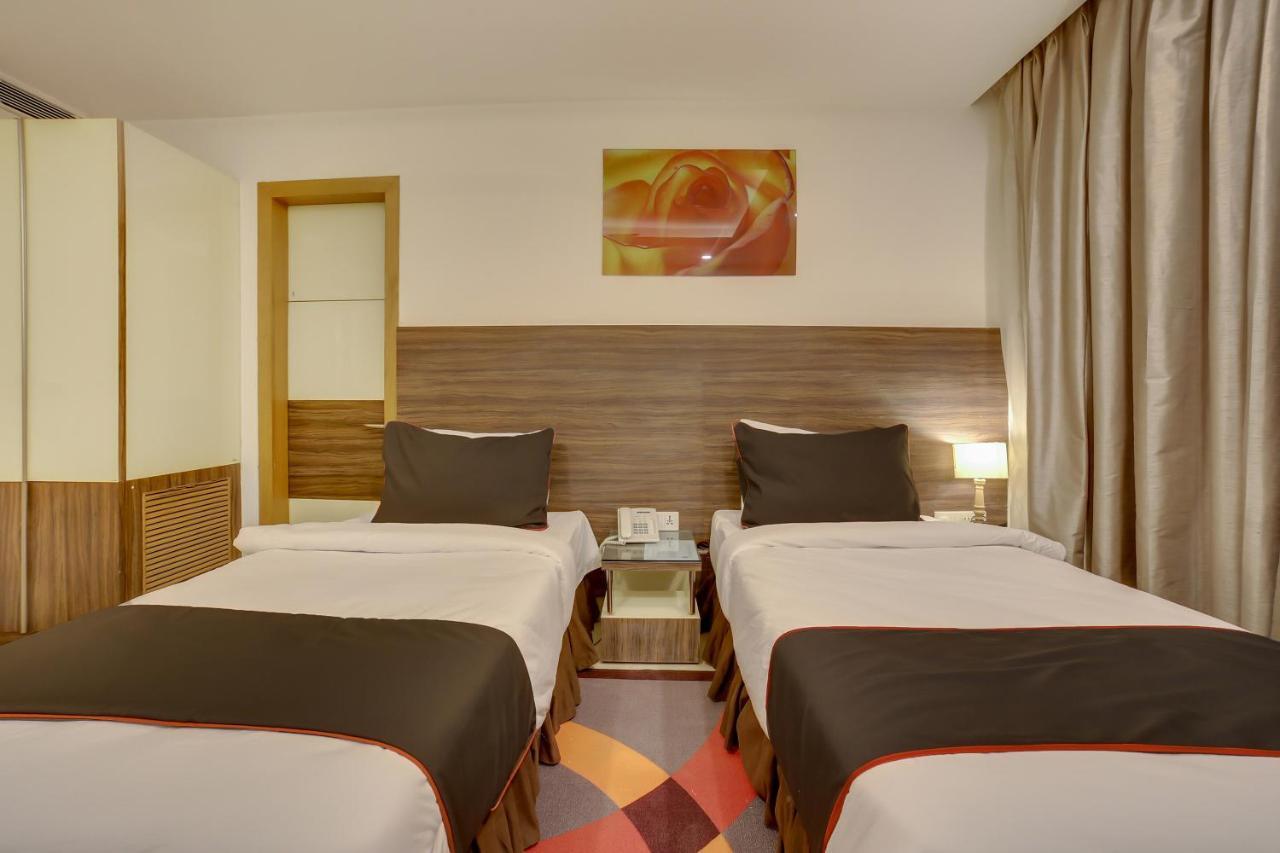 Townhouse Oak Safdarjung New Delhi