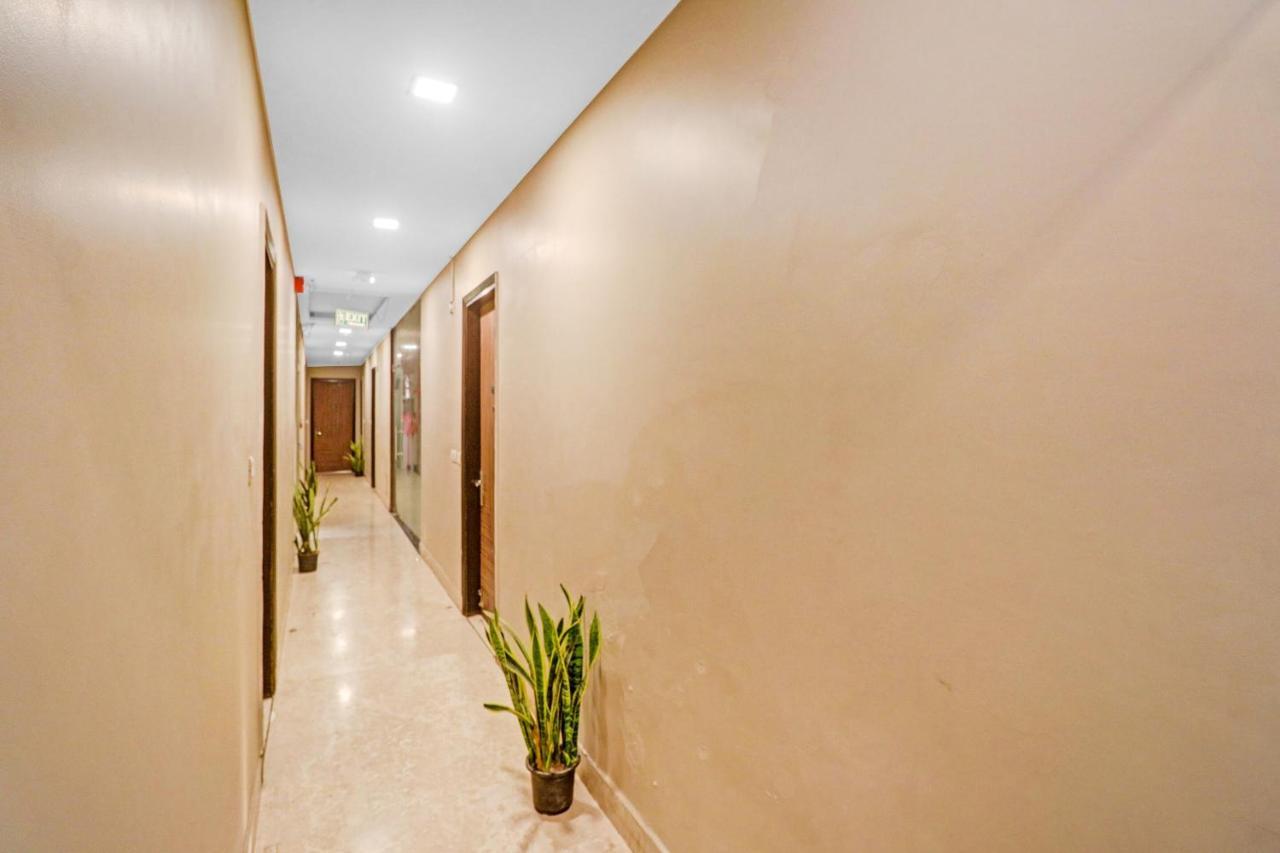 Townhouse 450 Dwarka 4*