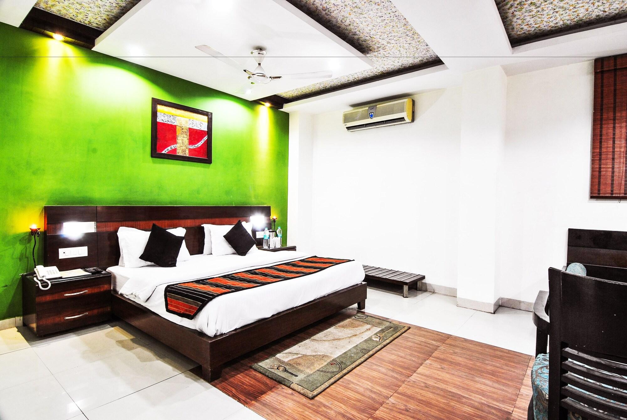 O Paharganj Near Railway Station Formerly Chand Palace New Delhi