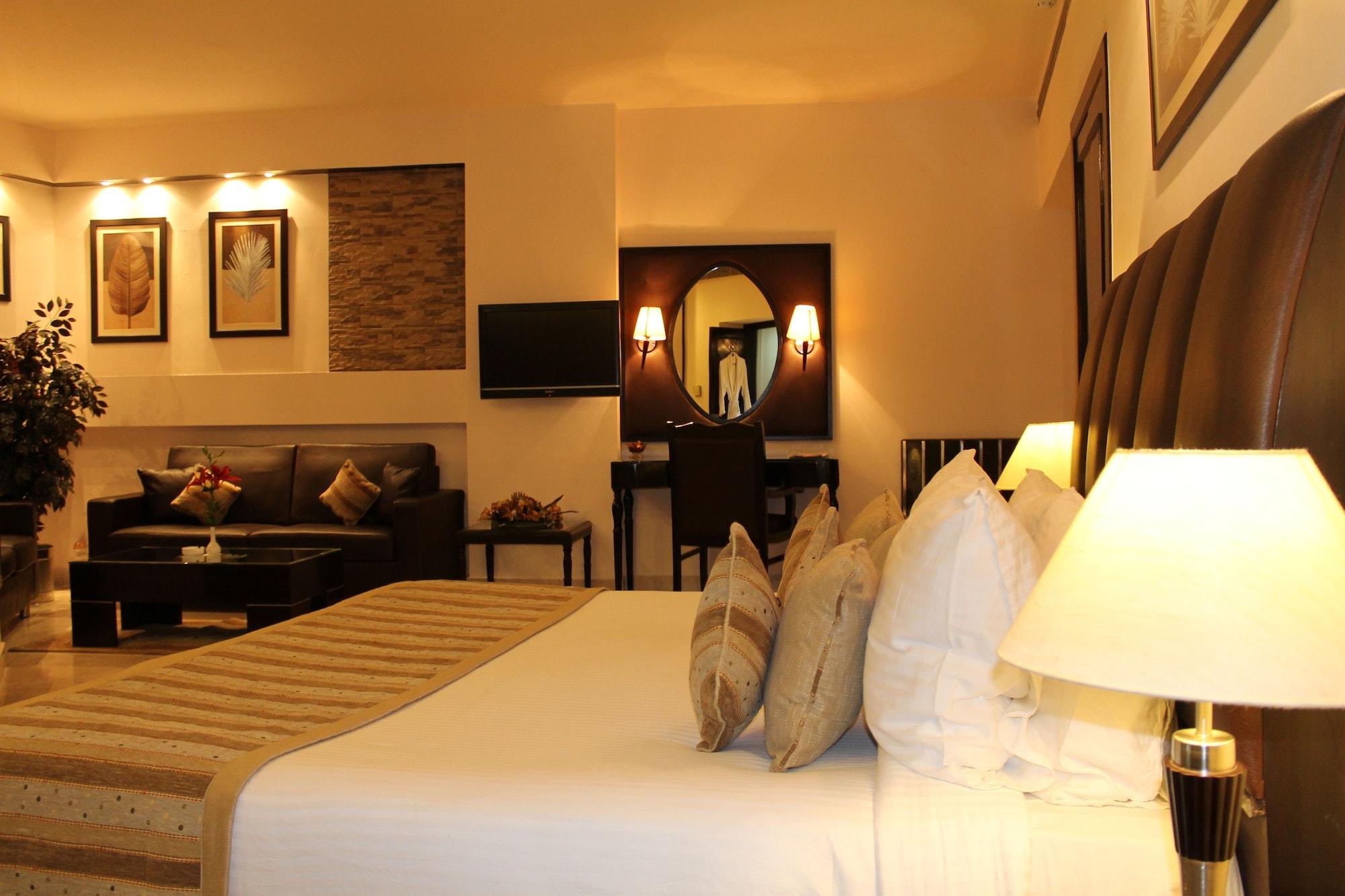 Shanti Palace Mahipalpur Hotel New Delhi