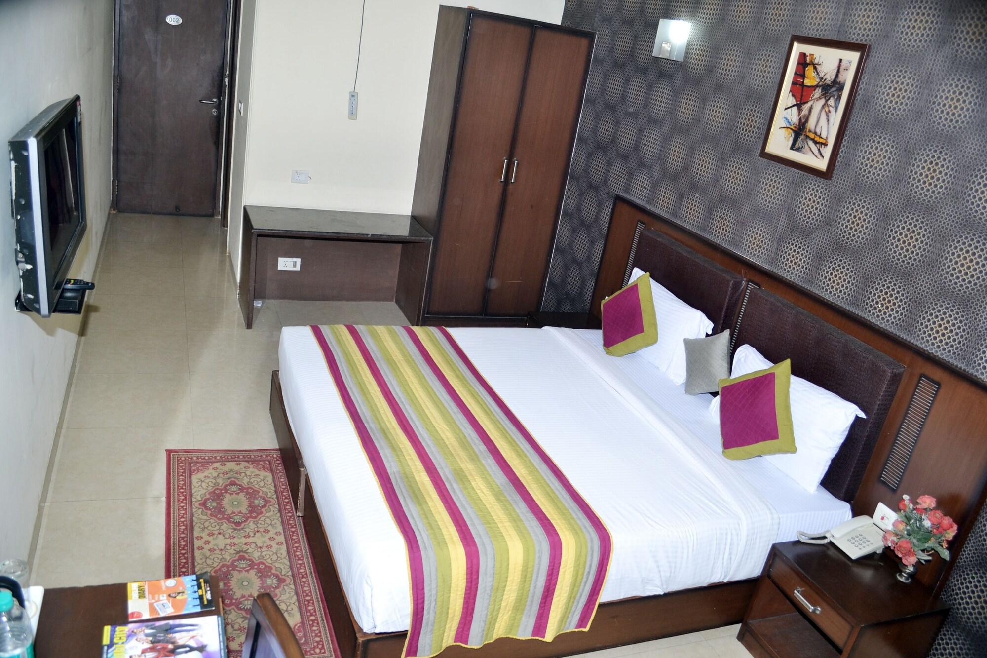 Hotel Smart Plaza Delhi Airport Nova Deli
