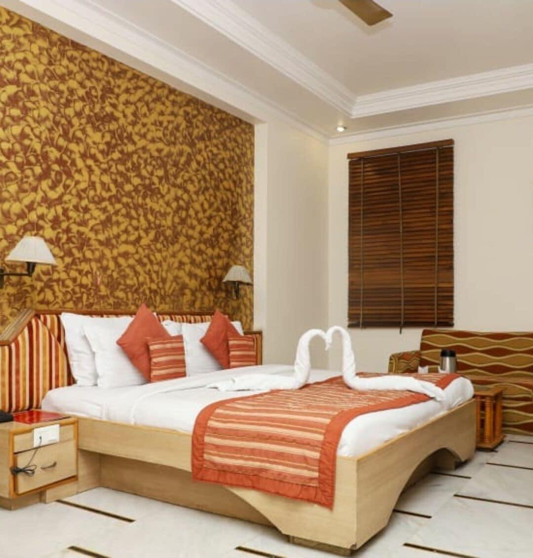 Singh International Hotel