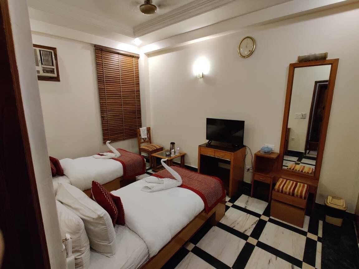 Hotel Singh International 3*