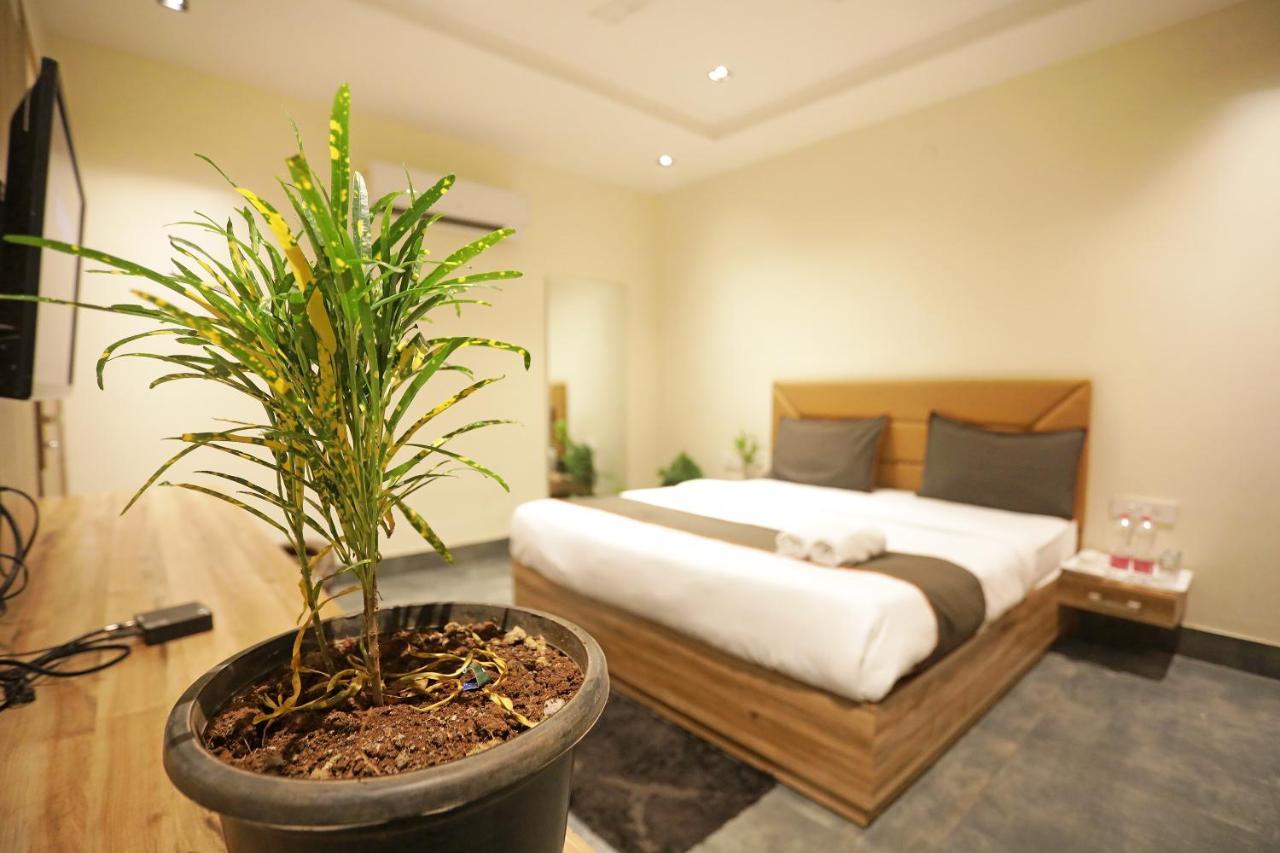 Goodluck Suites Near Delhi Airport