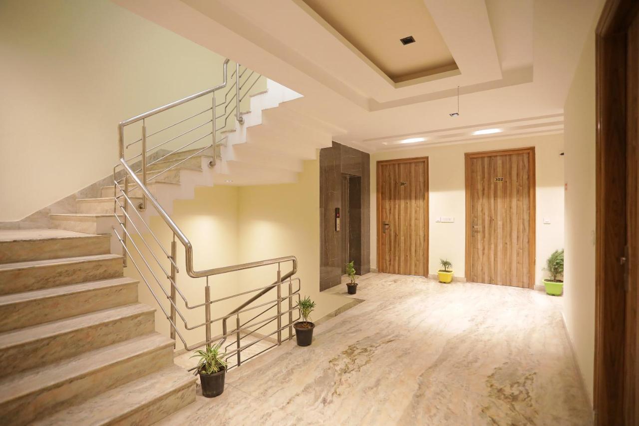 Hotel Goodluck Suites Near Delhi Airport New Delhi