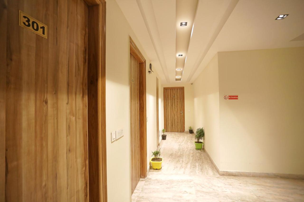 Goodluck Suites Near Delhi Airport