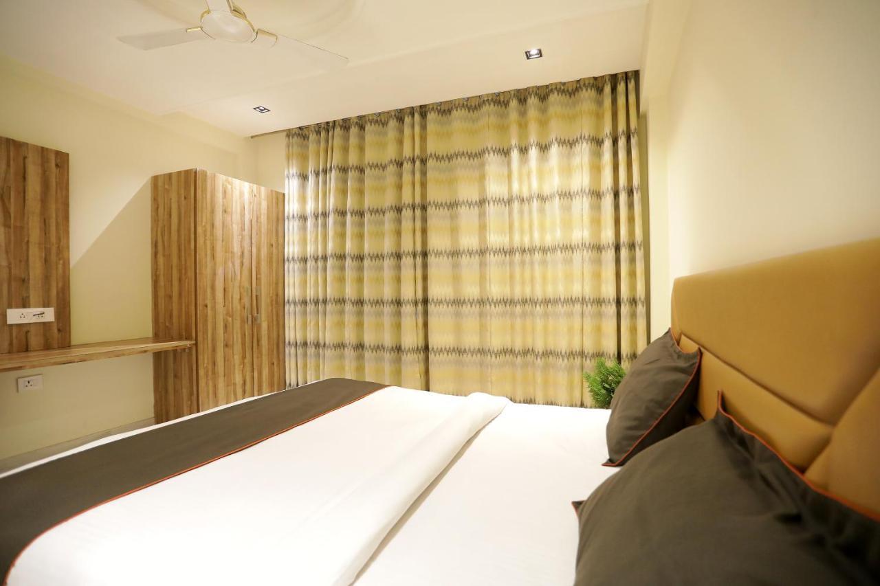 Goodluck Suites Near Delhi Airport Hotel