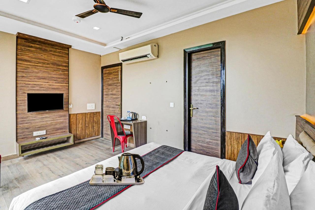 Townhouse 450 Dwarka Delhi (National Capital Territory of India)
