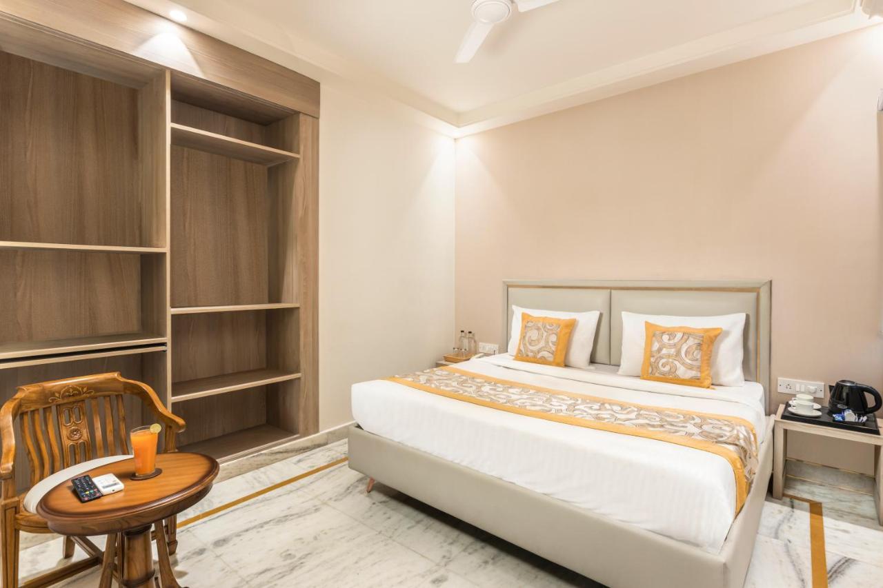Star By Star Group- Near Delhi Airport Nova Deli