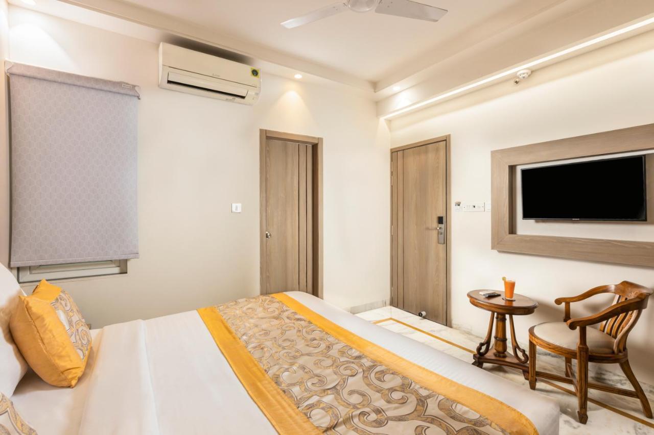 Hotel Star By Star Group- Near Delhi Airport Nova Deli