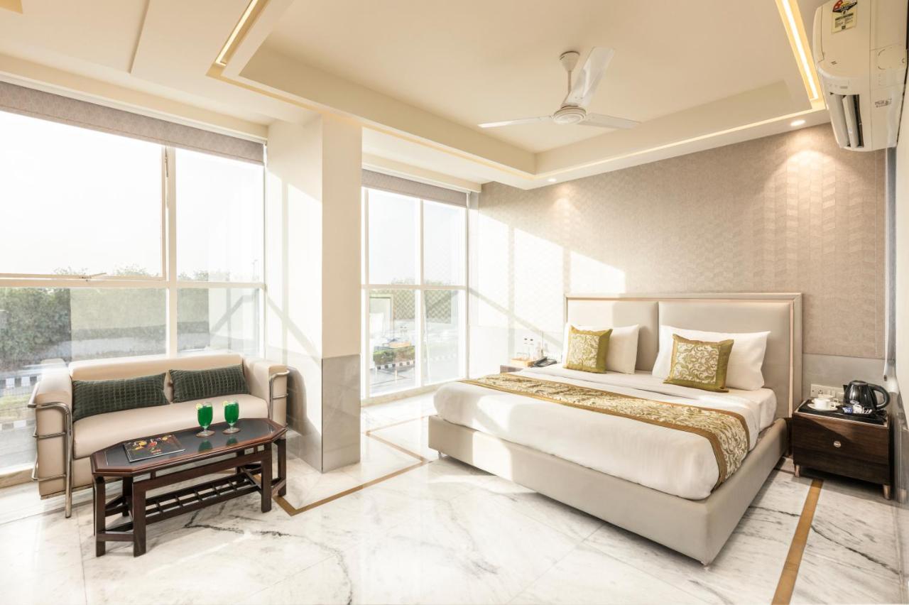 Star By Star Group- Near Delhi Airport Hotel