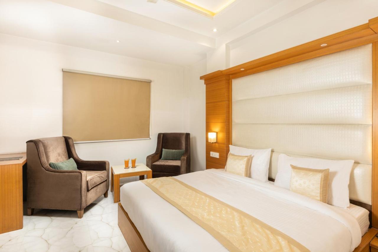 Hotel Star By Star Group- Near Delhi Airport 3*