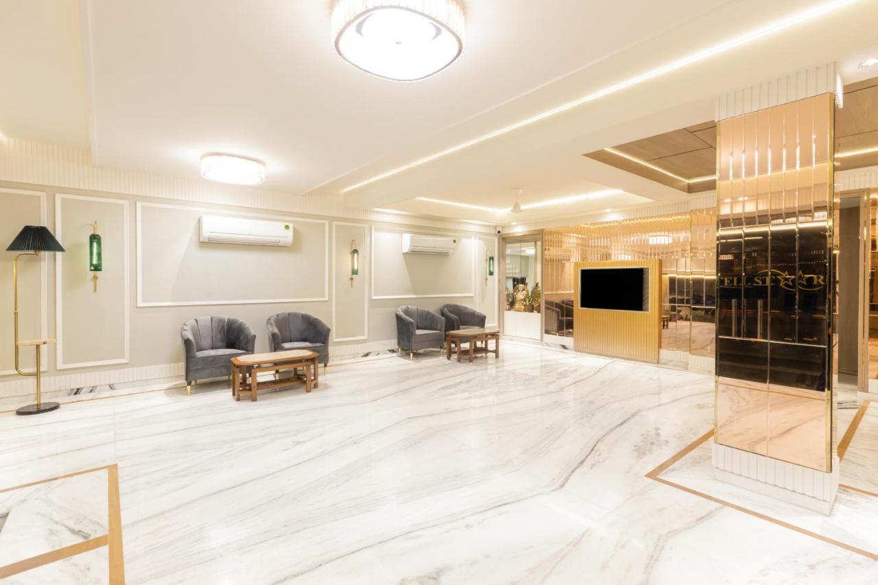 Star By Star Group- Near Delhi Airport Hotel 3*