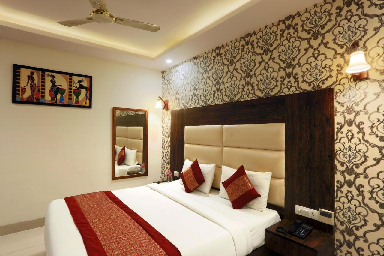 Bed & Breakfast Qualia Suites At Delhi Airport New Delhi