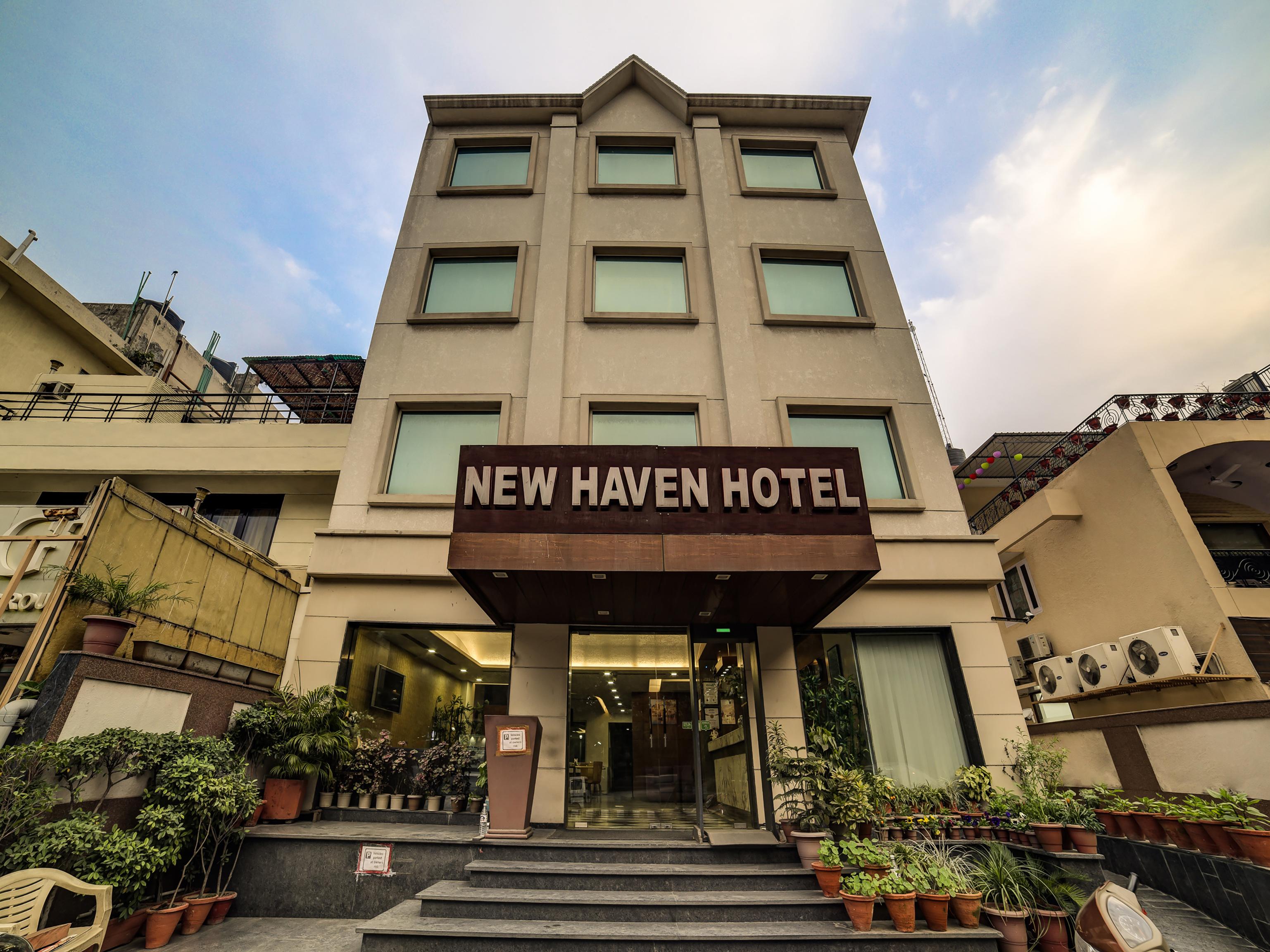 New Haven Greater Kailash - Local Id's Accepted Hotel