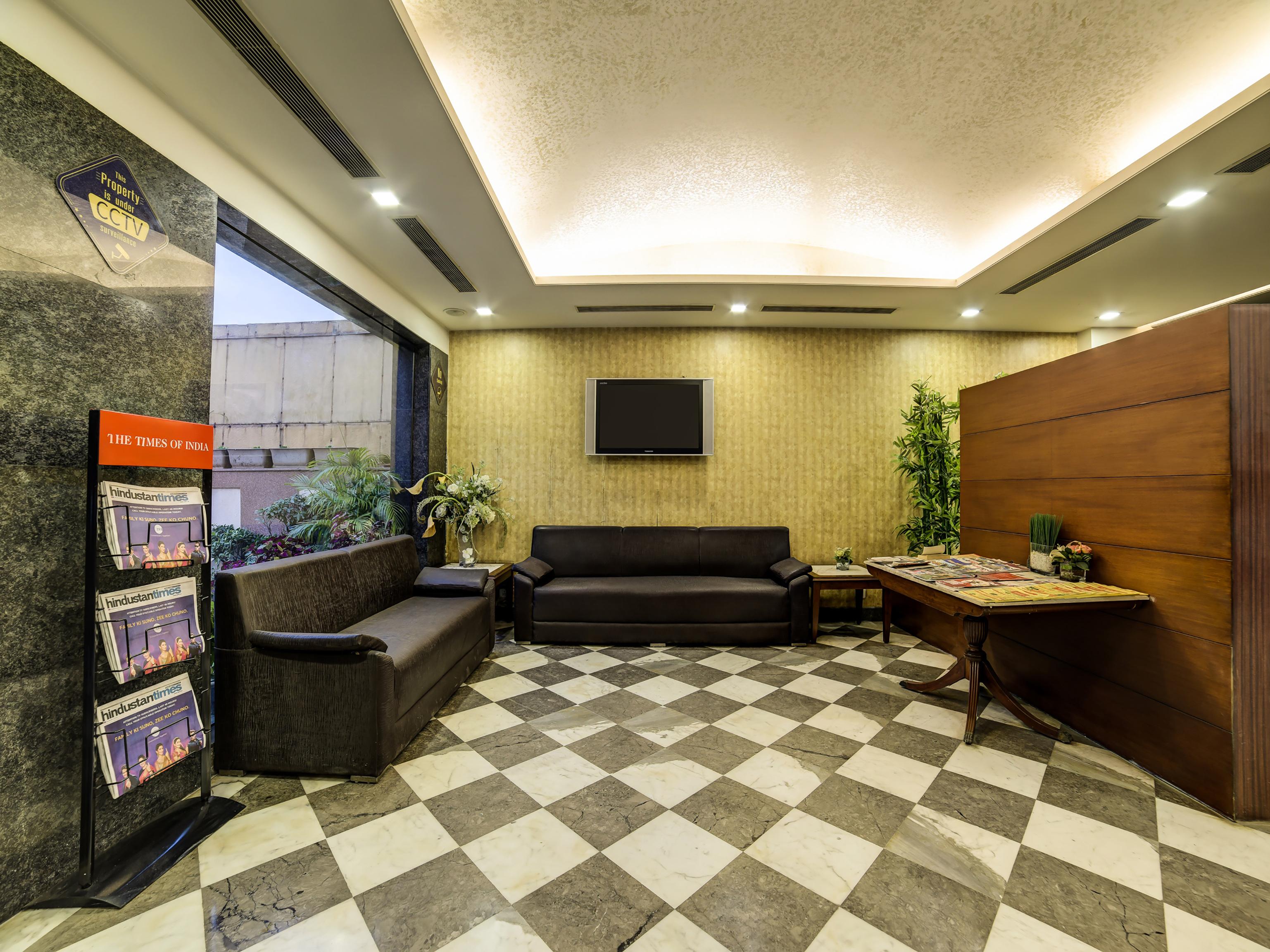New Haven Greater Kailash - Local Id's Accepted Hotel