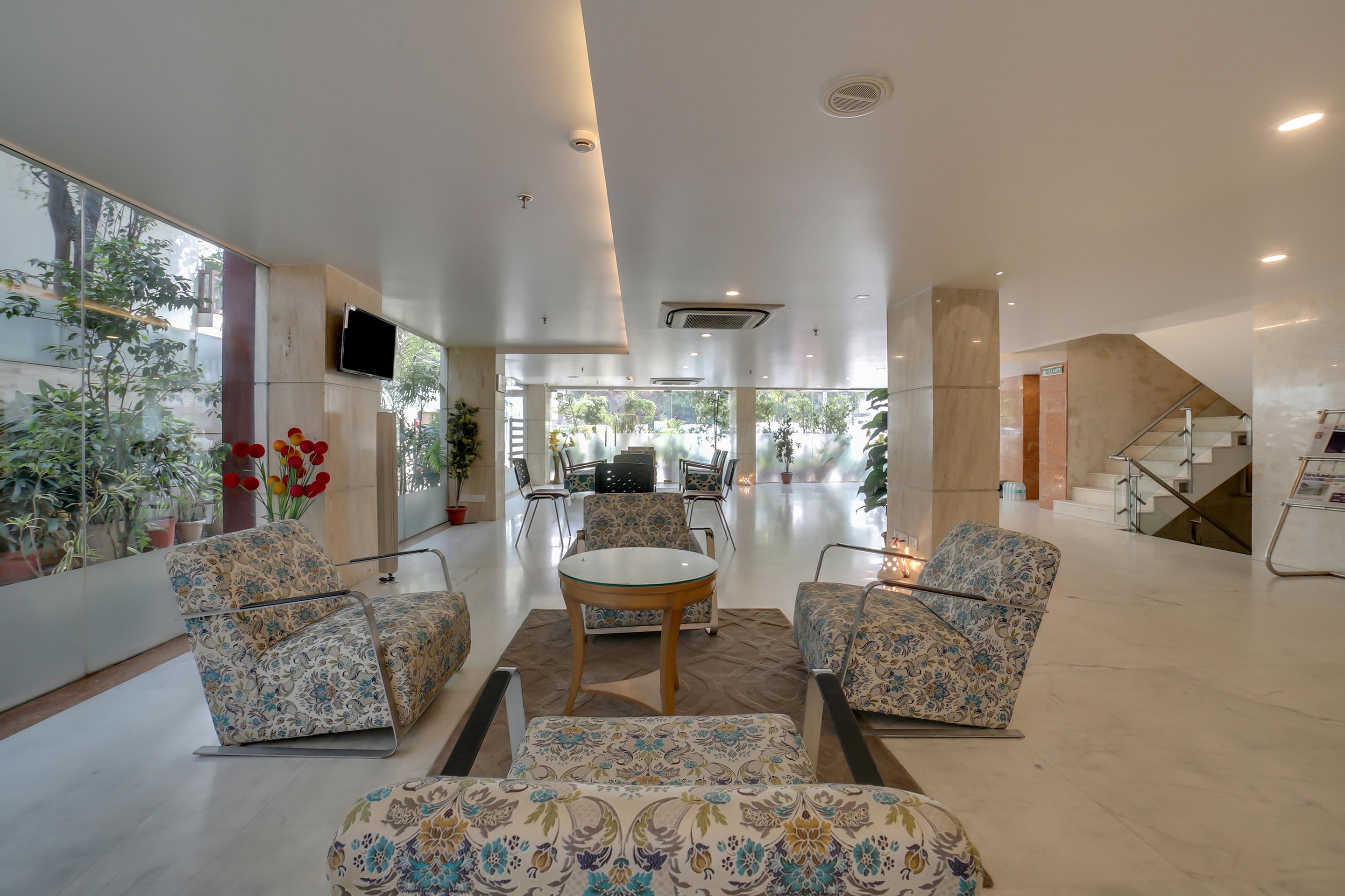 Townhouse Oak Safdarjung Hotel 3*