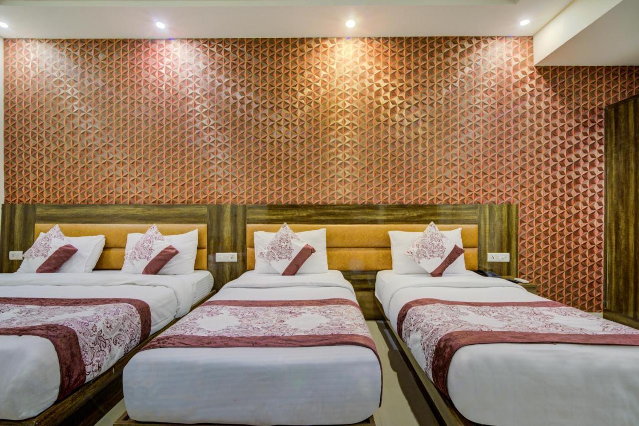 Smart Plaza Delhi Airport 4*