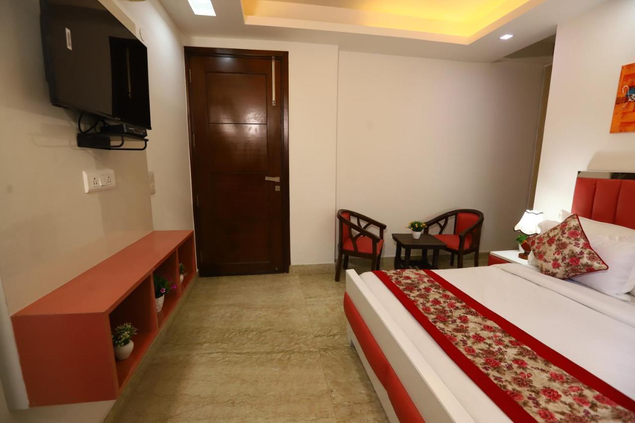 Nature View Park Metro Couple Friendly Hotel 3*