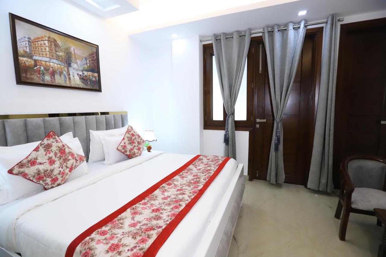 Nature View Park Metro Couple Friendly Hotel